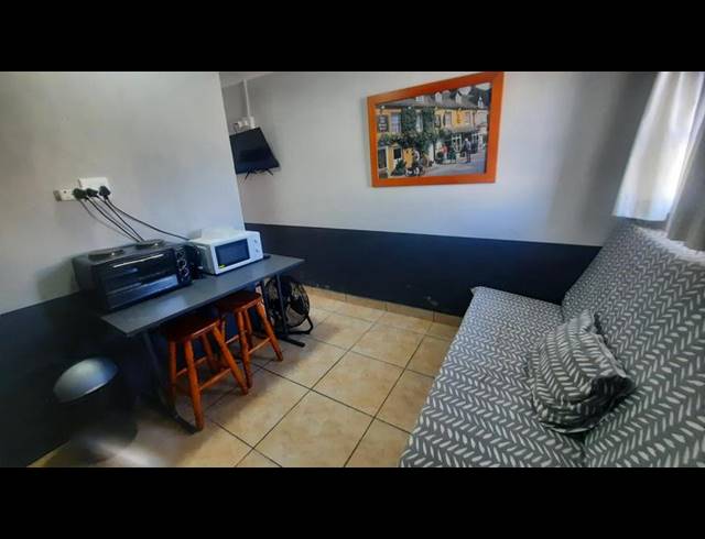 3 BEDROOM HOUSE FOR SALE IN VAN RYNEVELD